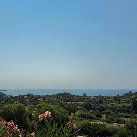 Βίλα Aliona Κατελειός